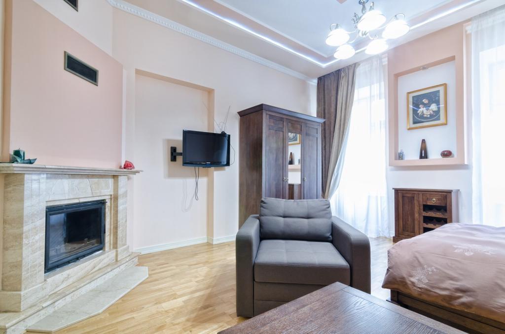 Apartment Grebinky 9 Λβιβ Εξωτερικό φωτογραφία