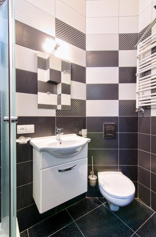 Apartment Grebinky 9 Λβιβ Εξωτερικό φωτογραφία
